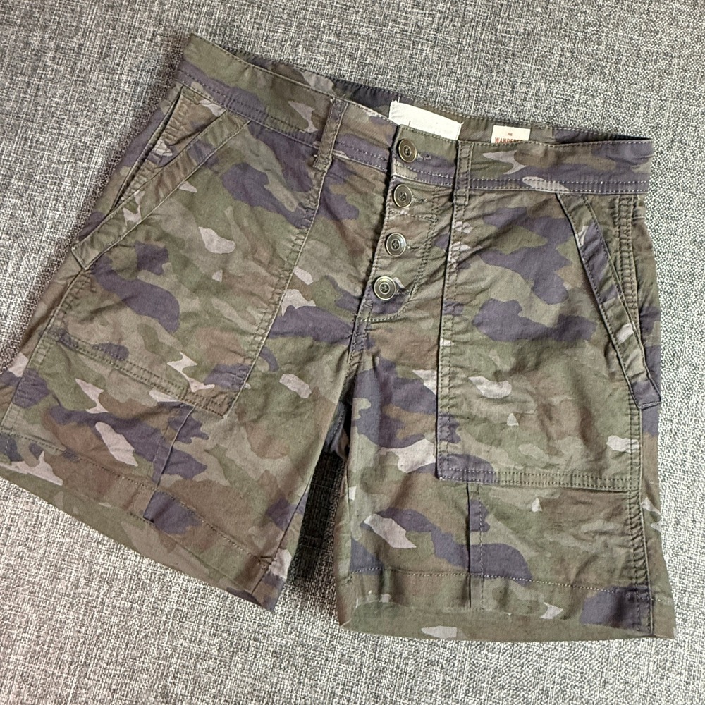 Anthropologie Green Camo Shorts Button Fly Women | 26 Tag, 30 Waist, Est. Size 8